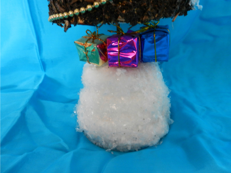 Прошлогодняя елочка