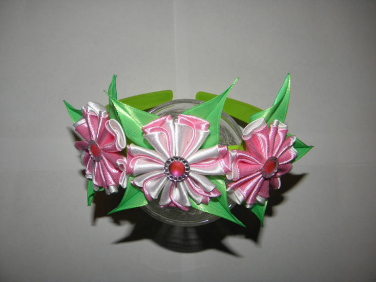 Ромашковое поле)) и другие))