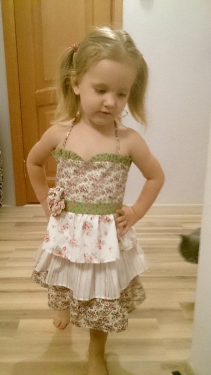 Сарафанчик для доченьки