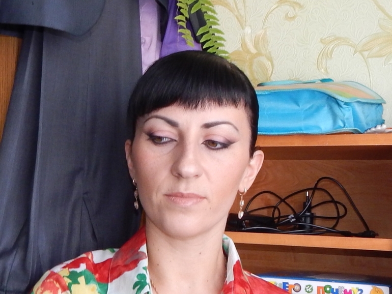 Макияж кошачий глаз