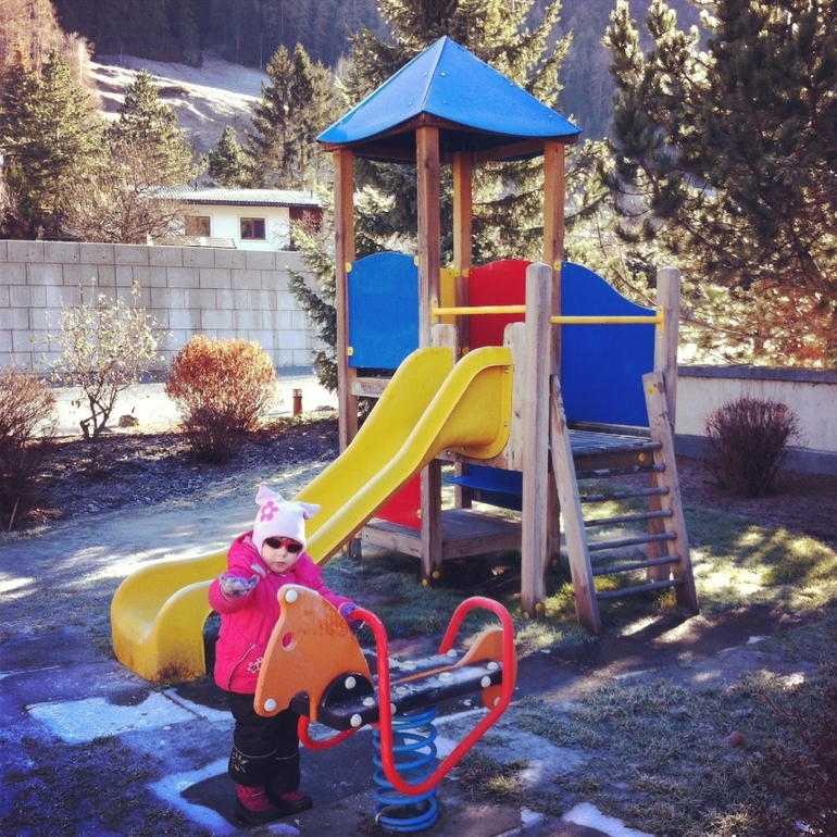 Австрийские Альпы (Серфаус-Фисс-Ладис) - отчет некатающейся мамы и ребенка (много фото).