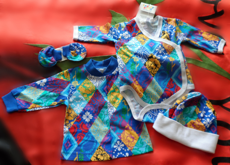 А это наш первый гардероб)