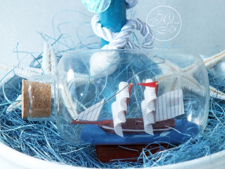 Два новеньких.