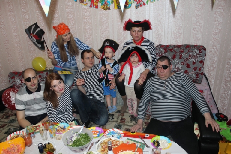 Отметили)