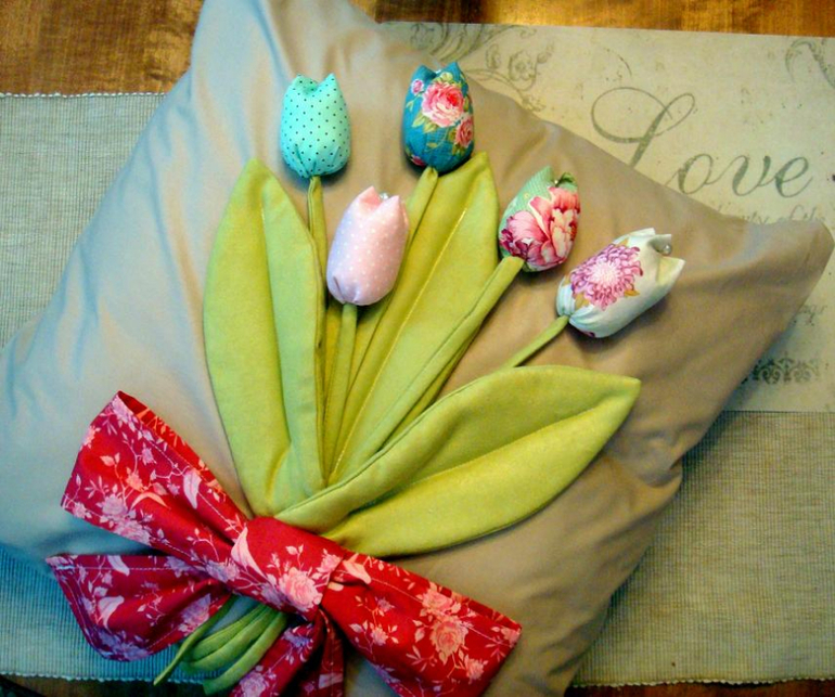 Декоративная подушка