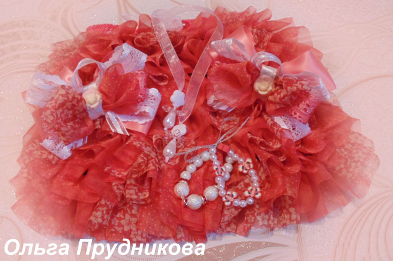 Девочки,вот такой у меня получился комплектик для малышки на 2-3 годика