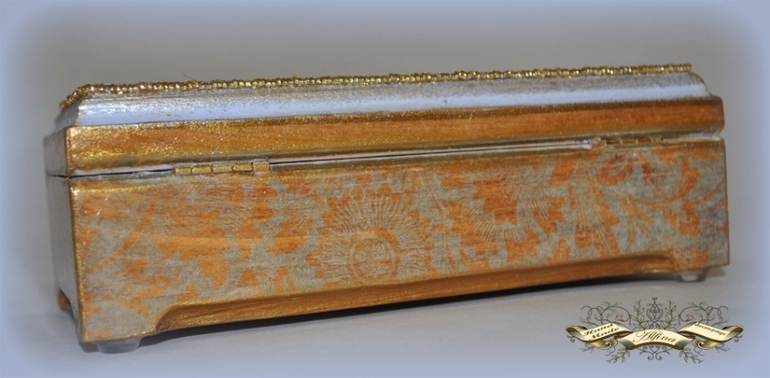 Купюрница "Дама с убеждениями"