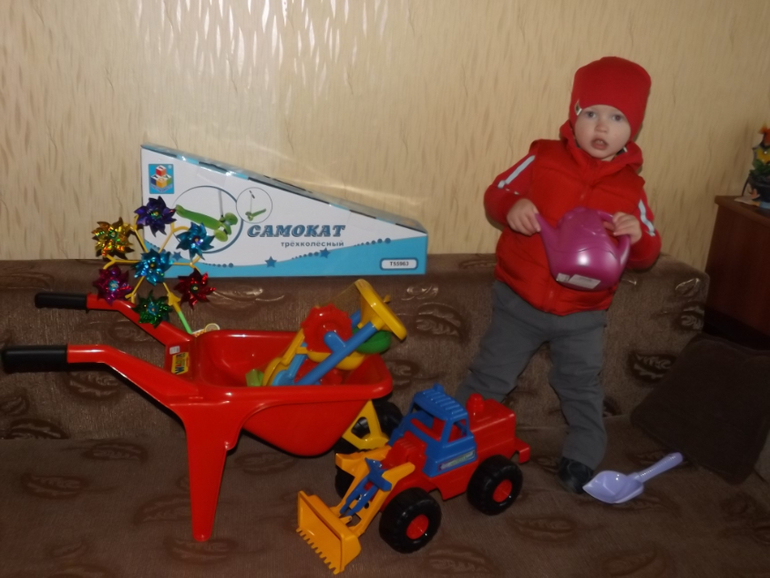 Игрушки