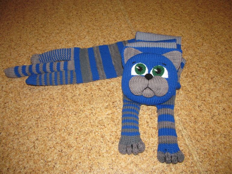 год начался и навязались новые шарфики