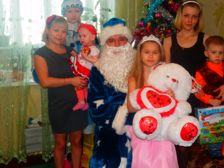 ПРигласили мы сегодня к нам деда мороза..