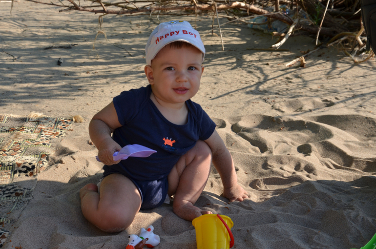 Моя лапа на Волге!))))))))