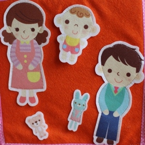 наконец сшила для дочки развивающую книжку