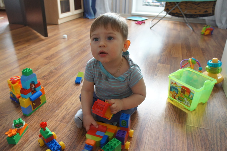 Наши год и три