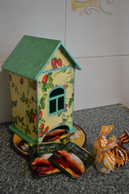 и мой ДОМИК ЗЕМЛЯНИЧНЫЙ