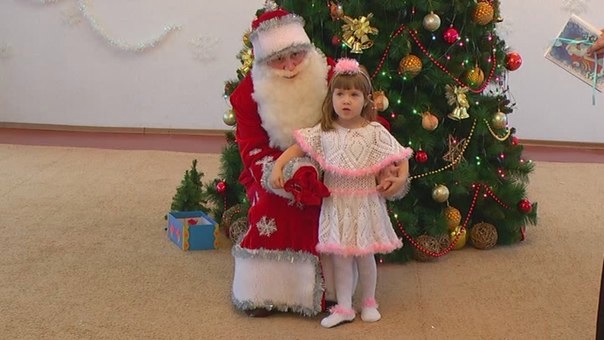 Новогоднее платье и балетки крючком