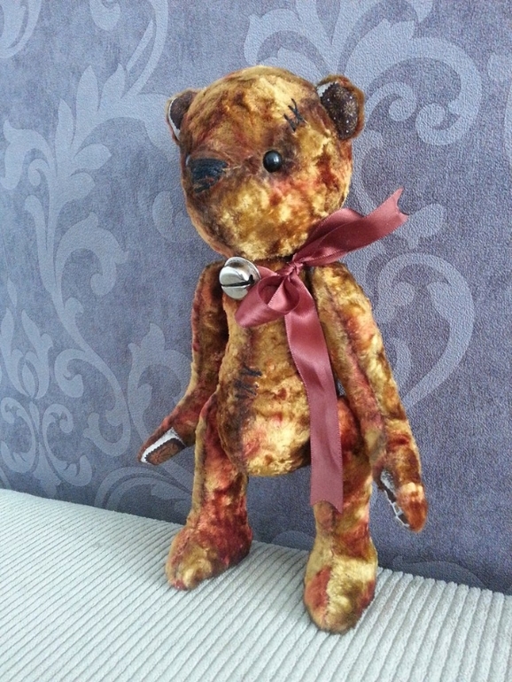 Мишка Ириска.