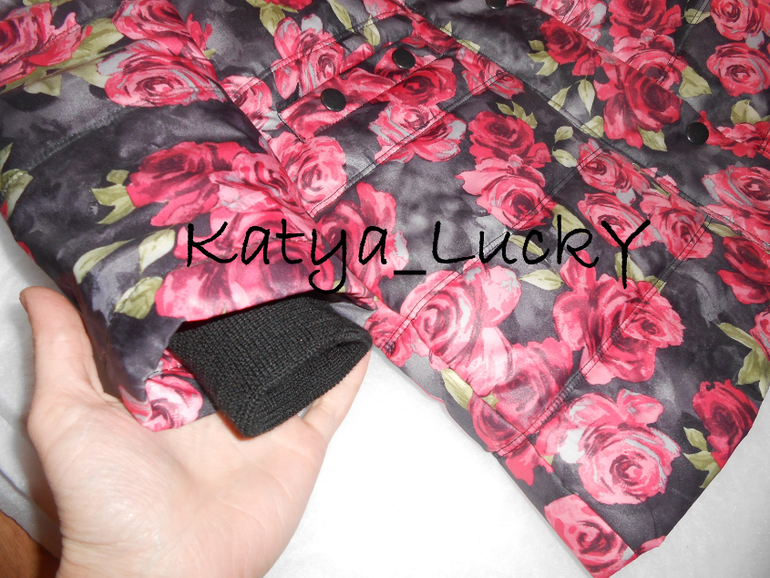 Миллион алых роз: демисезонное пальто для девочки