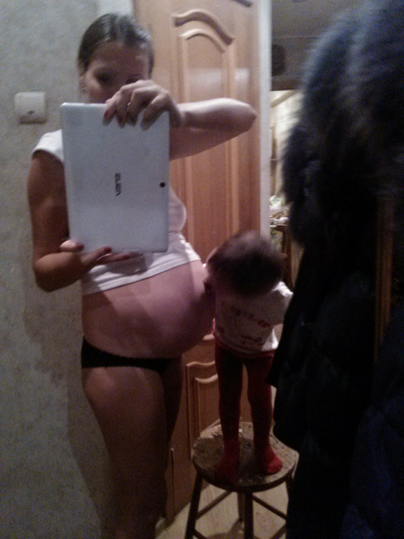 Наши 32 недельки:-)доча в кадре:-)