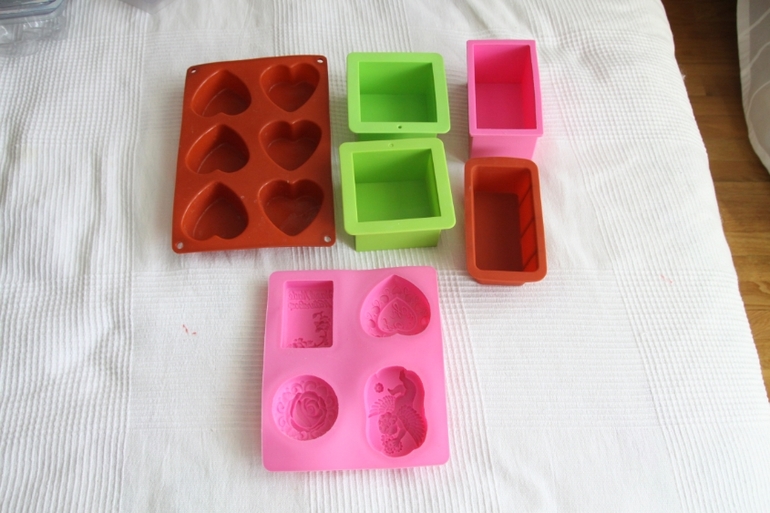 Продаю все запасы для мыловарения и косметики