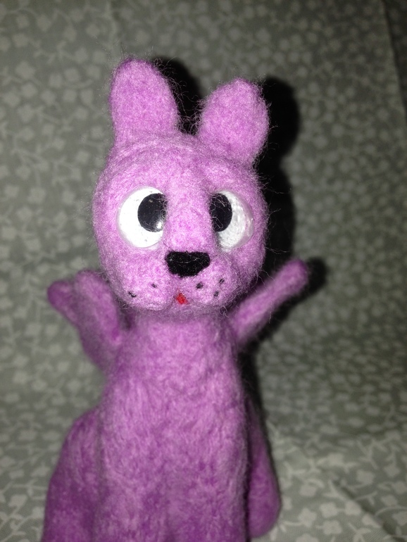 Свалался розовый крылатый кот