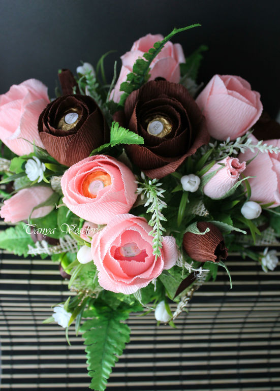 Розовые розы....