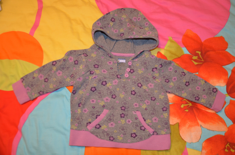 Кофточки на девочку