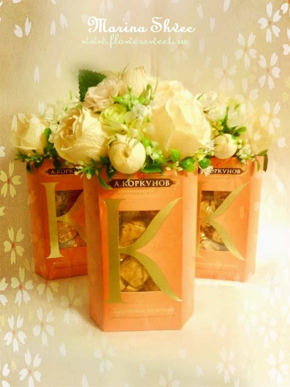 А у меня на коробочке конфет выросли розы =)