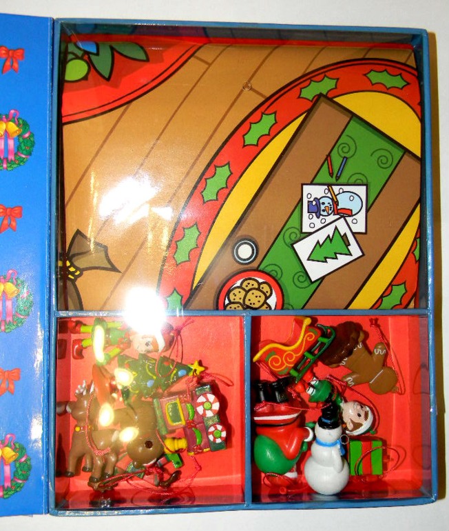 Книга с фигурками...