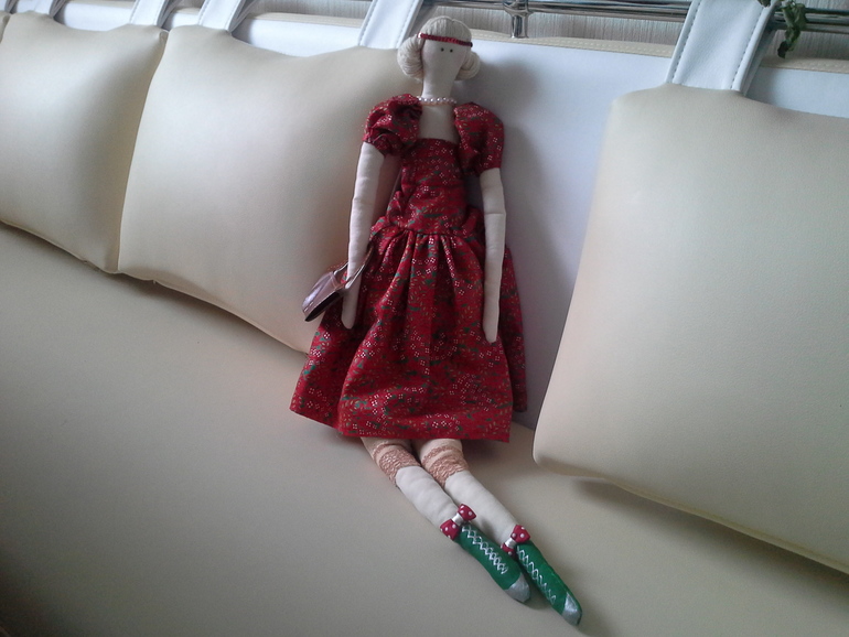 Леди в красном