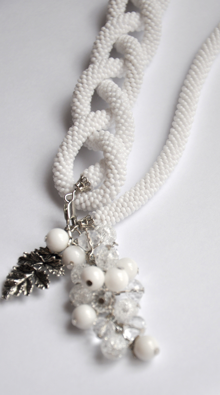 Лариат-трансформер "Белый виноград"