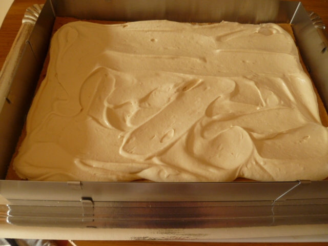 Кремовый на юбилей.