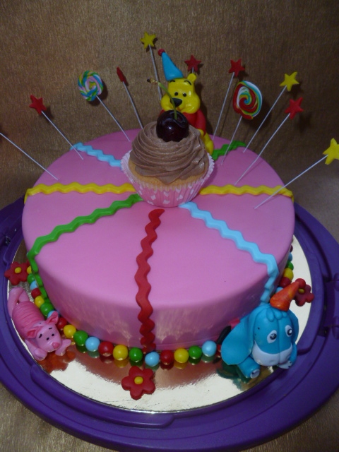 Винни Пух диснеевский.