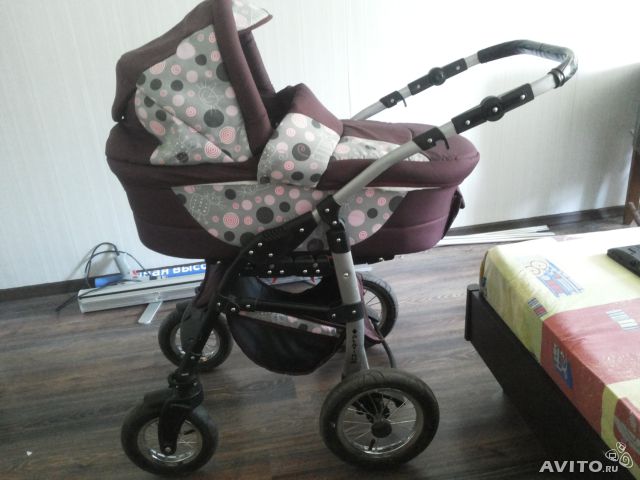 Помогите распознать коляску!!!