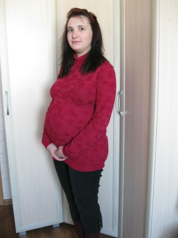 Пузик 37 неделек, и я поехала рожать)