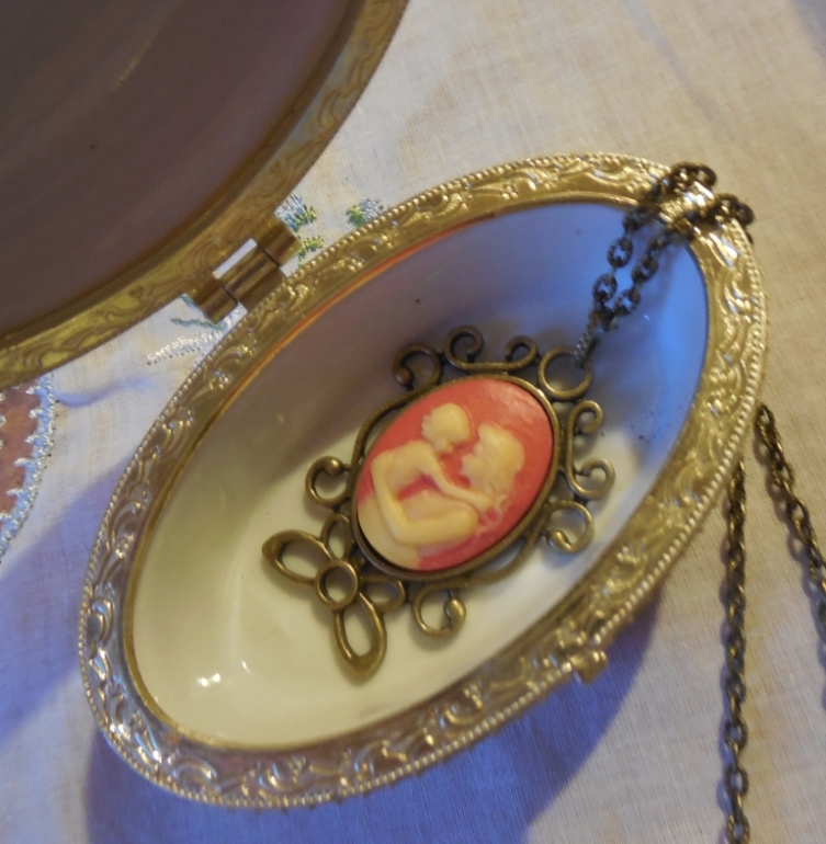 Украшения в стиле "винтаж"