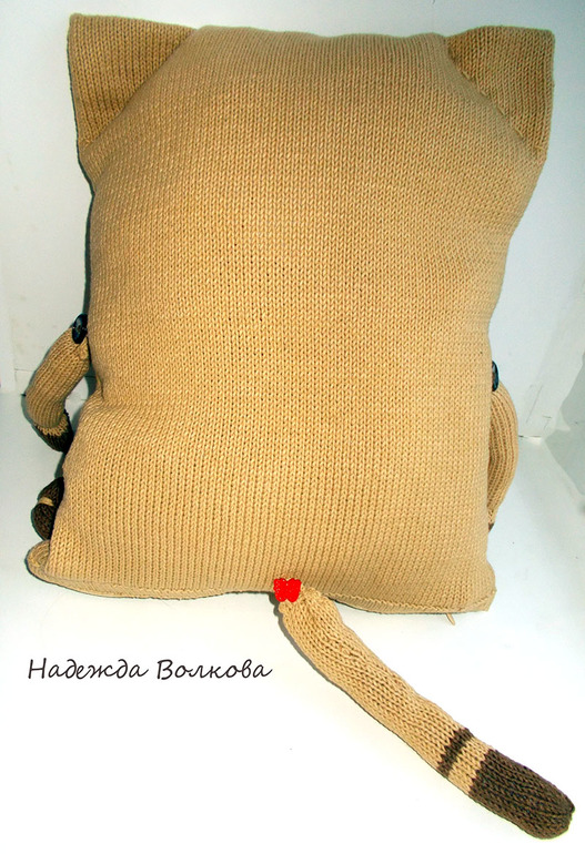 Забавная подушка