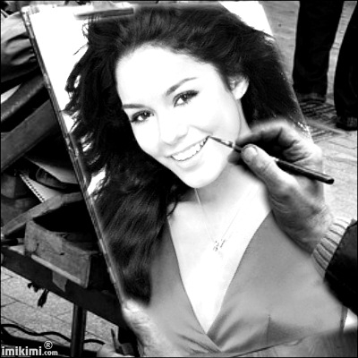 IMIKIMI  - самый толковый фоторедактор. Обожаю его! Сочные фотки за минуту!