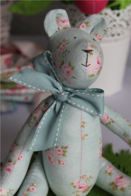 Очень романтичный мишка