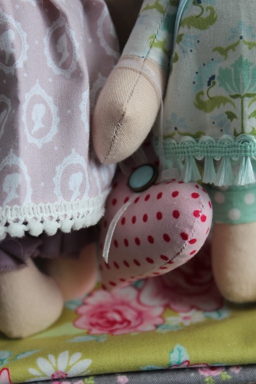 Подружки,весенние малышки.