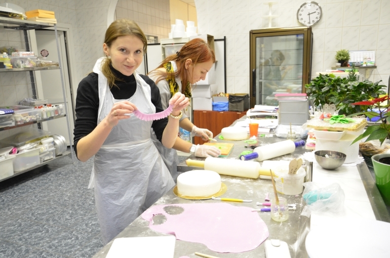 Фото-отчет с прошедших 2х-дневный курсов по декорированию тортов