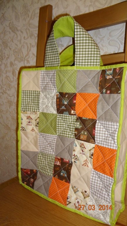 Сумочка для доченьки и для себя....