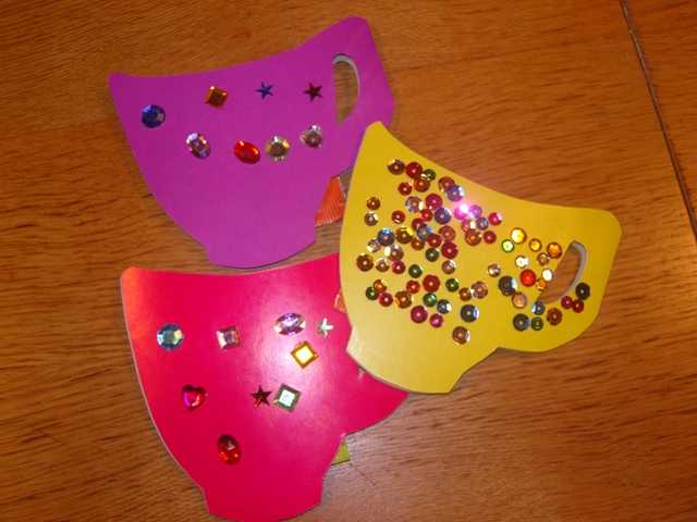 Открытки к 8-му марта в вариациях)