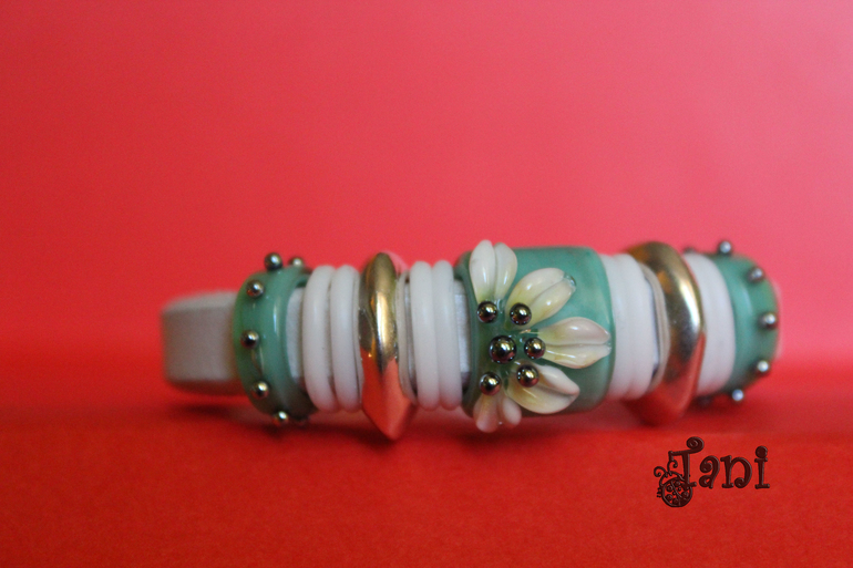 Оригинальные браслеты из натуральной кожи