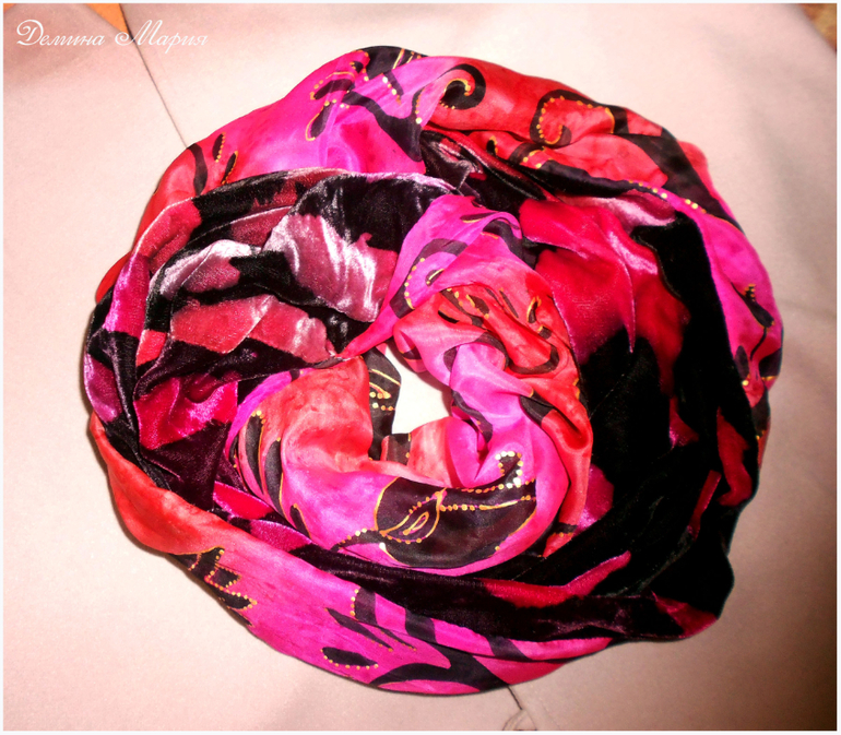 Бархатно-шелковый снуд "Волшебная ночь".