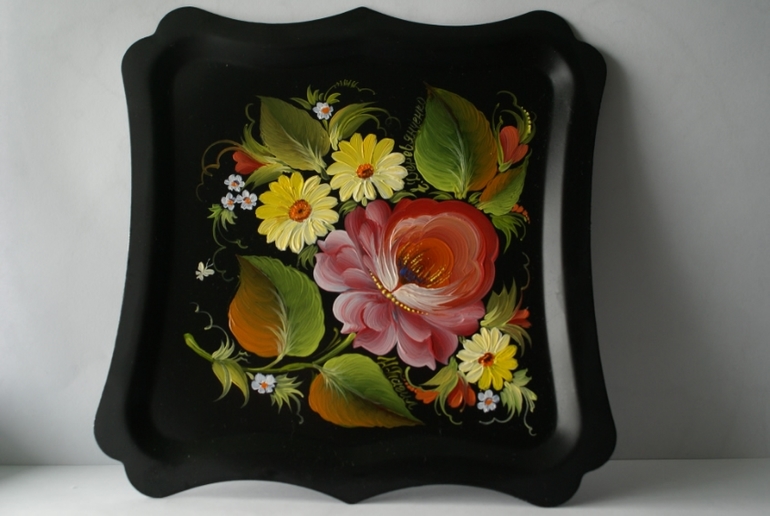 Есть Красота, что однажды в столетье Радует нас, зацветая не вдруг.