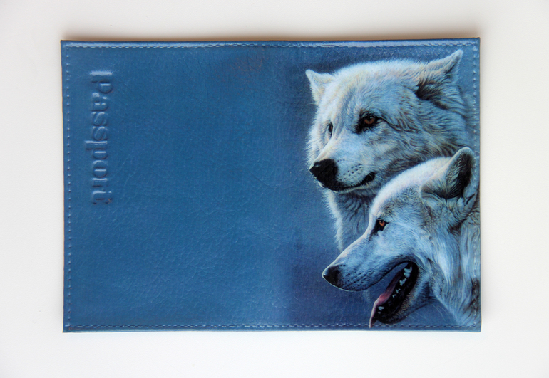 Обложки на паспорт "Волки"  "Дракон" и...