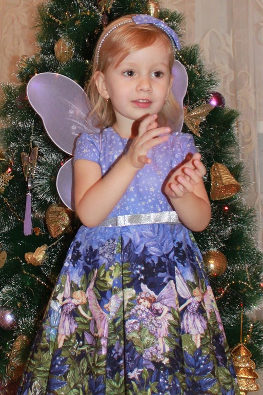 Платье с феями