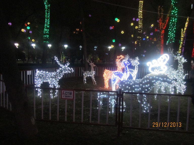 Новогднее......