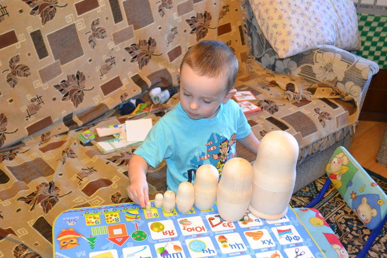 Наши развивающие занятия в 2 года