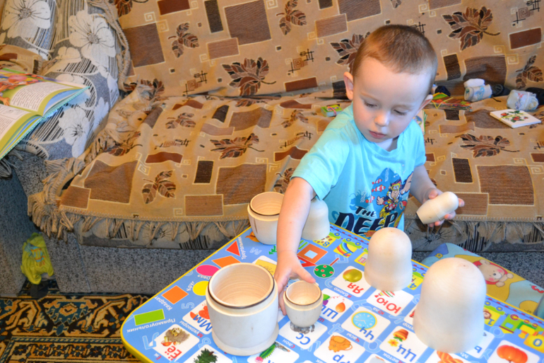 Наши развивающие занятия в 2 года